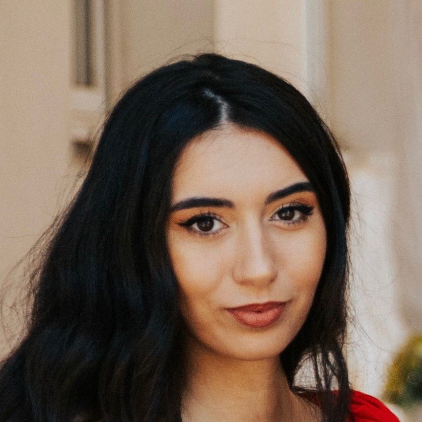 Portret Lavinia-Georgiana Marcu, vicepreședinte HISTORIPOL